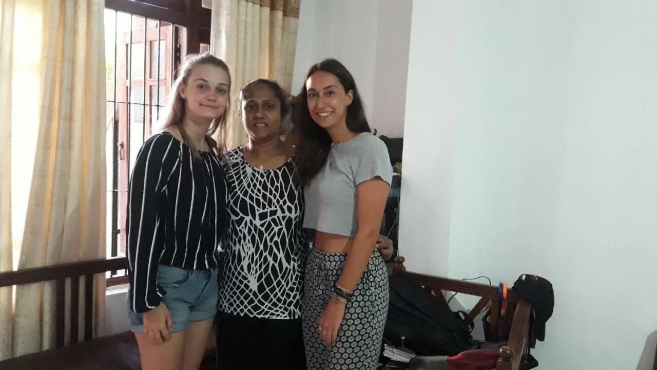 Nisansala Homestay Kandy Deiyannewela Exterior foto